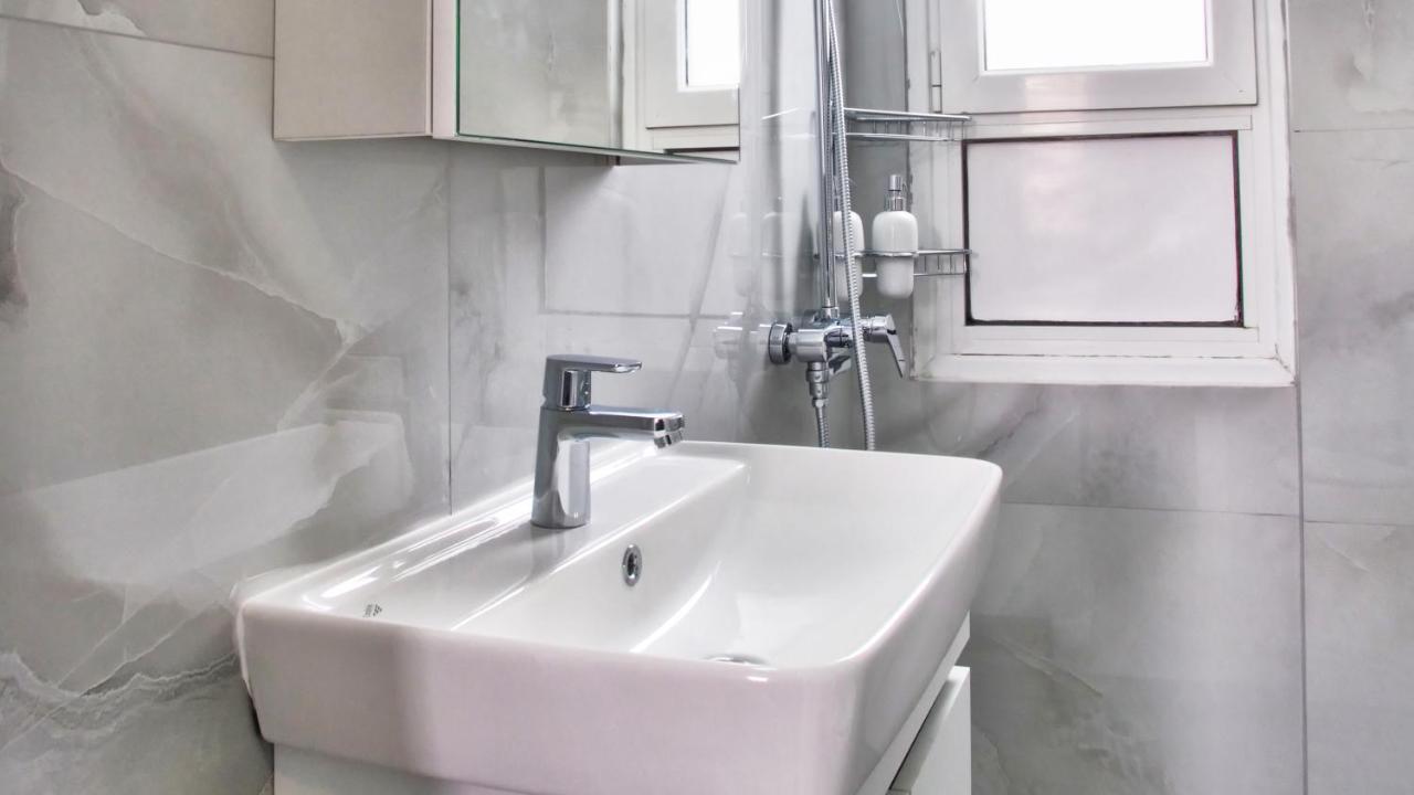 Heart-Warming Eleni Apartment In Corfu Town Екстер'єр фото